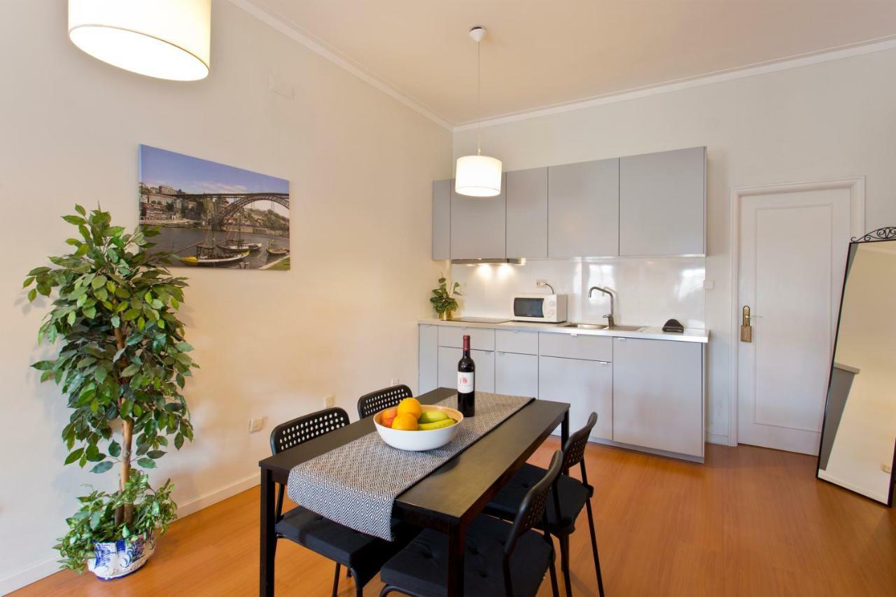 Cozy Sunny Flats By Hostwise Porto Exterior photo